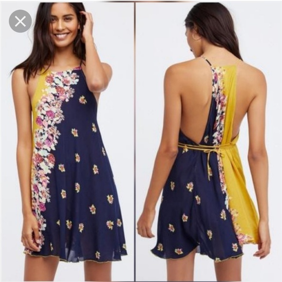 Free People Dresses & Skirts - Free People It's a Cinch Floral Dress XS